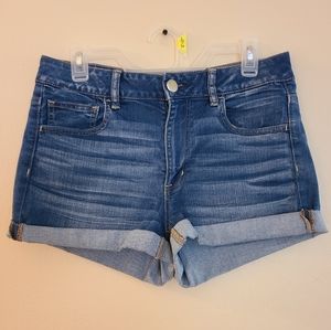American Eagle Hi-rise stretch shorts